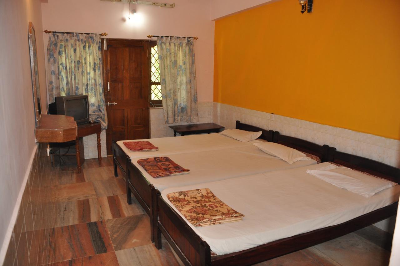 Hotel Gokarna International エクステリア 写真